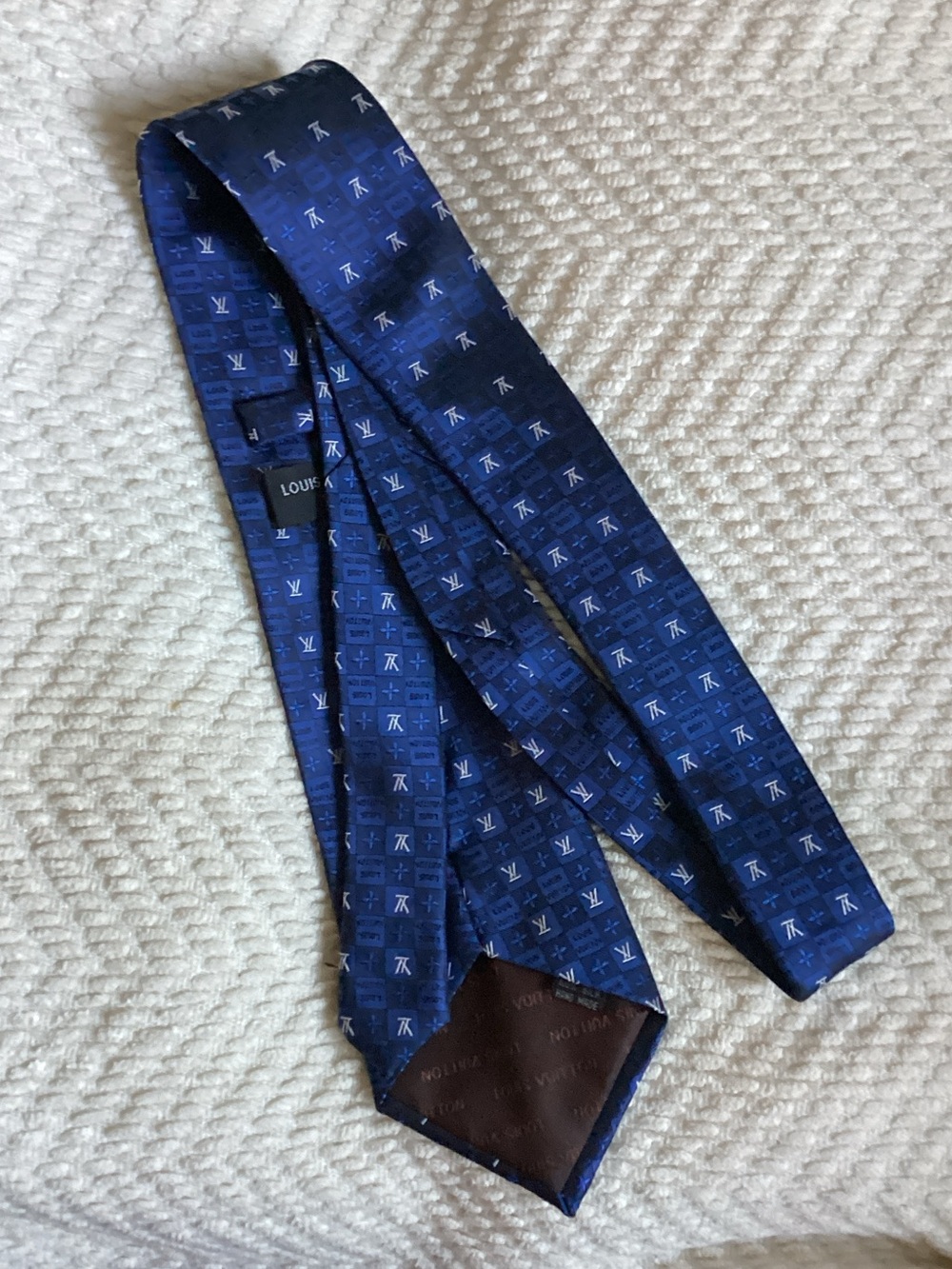 Louis Vuitton Dark Blue Monogram Silk Tie - Picture 2 of 7
